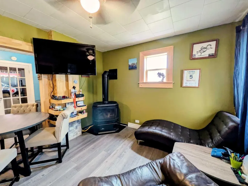 4824 47 Avenue Spirit River AB T0H 3G0