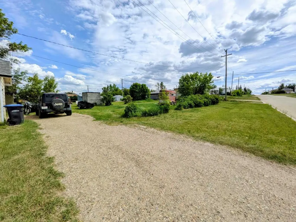 4824 47 Avenue Spirit River AB T0H 3G0