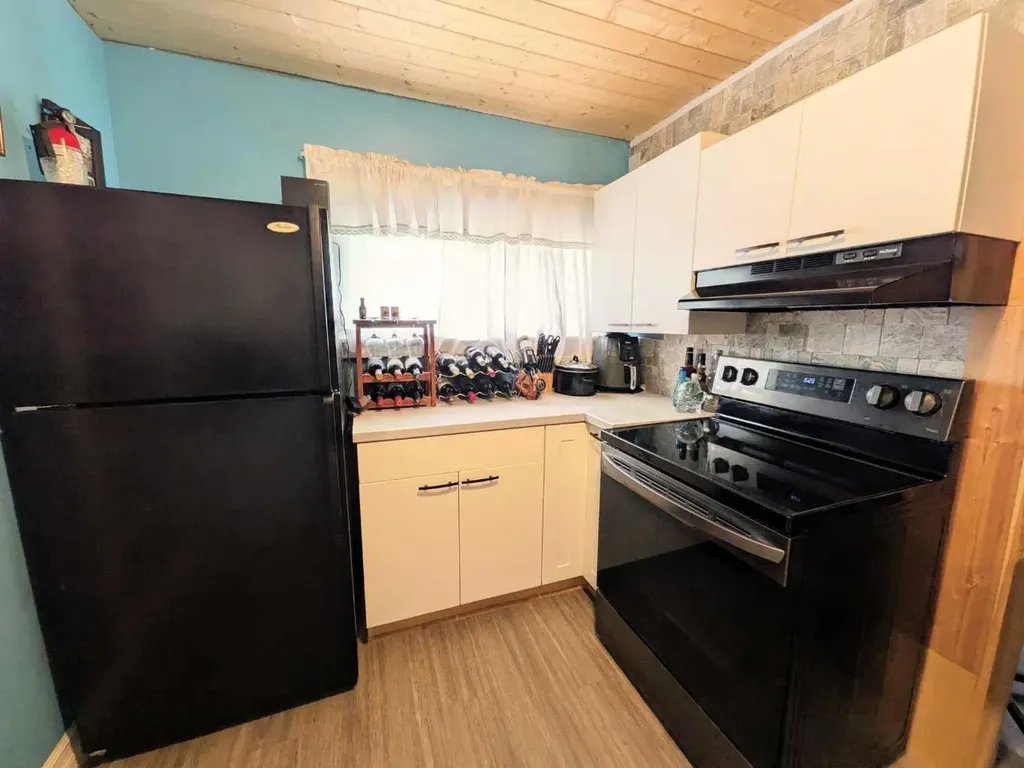 4824 47 Avenue Spirit River AB T0H 3G0