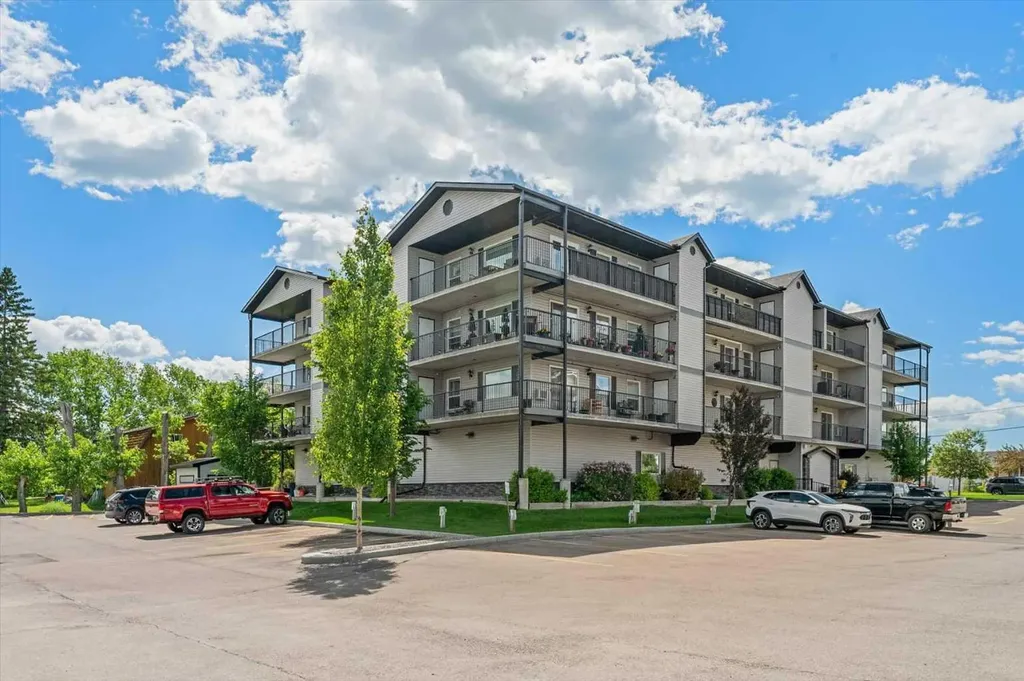 408 1 Avenue SE Diamond Valley AB T0L 0H0