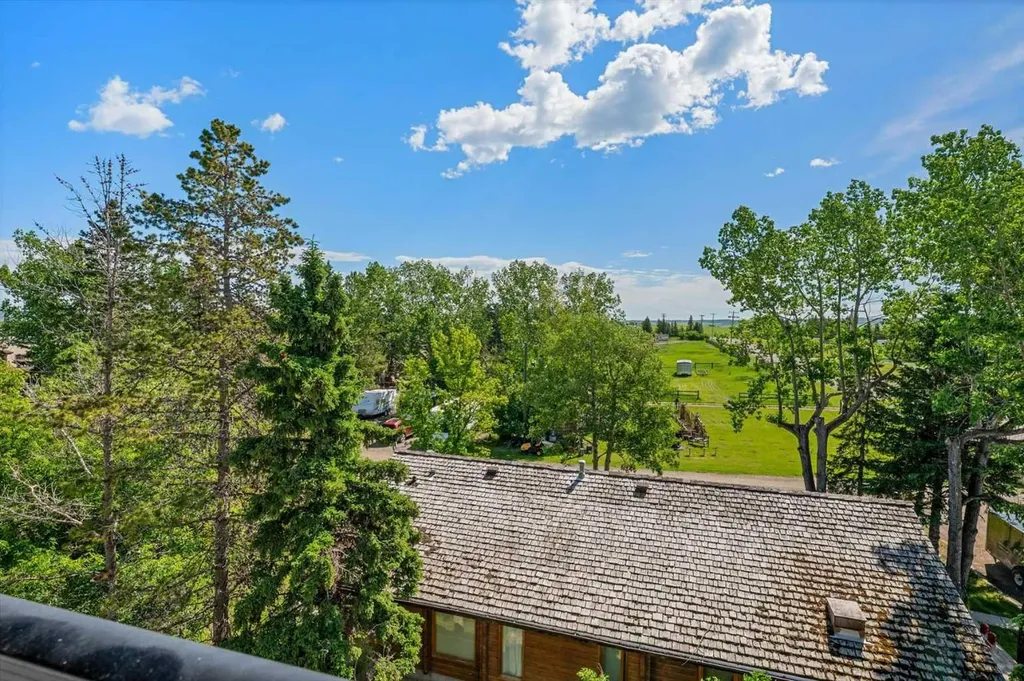 408 1 Avenue SE Diamond Valley AB T0L 0H0