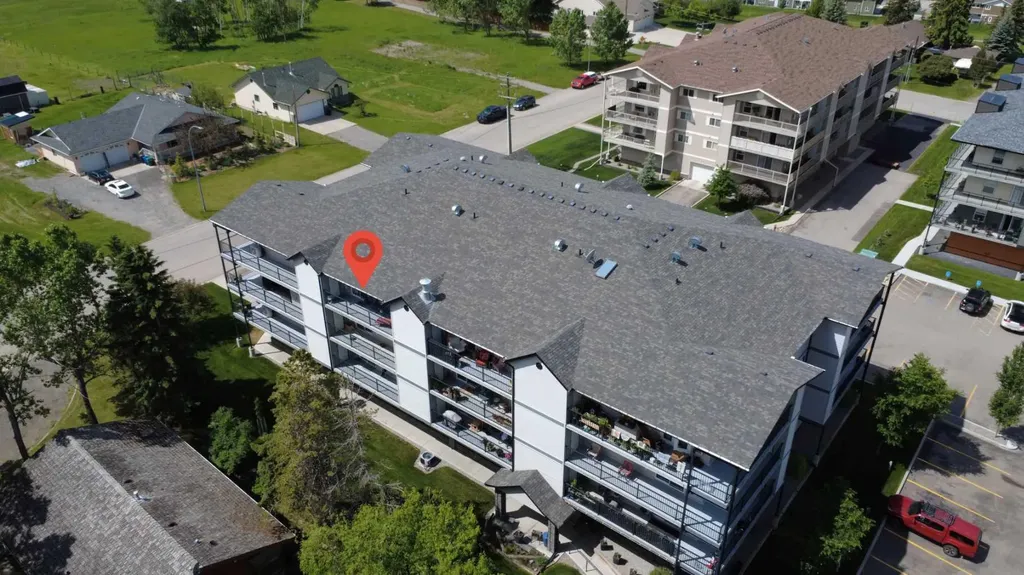 408 1 Avenue SE Diamond Valley AB T0L 0H0