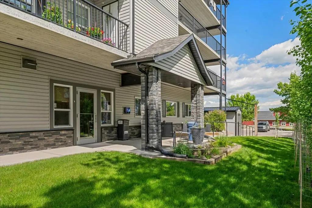 408 1 Avenue SE Diamond Valley AB T0L 0H0