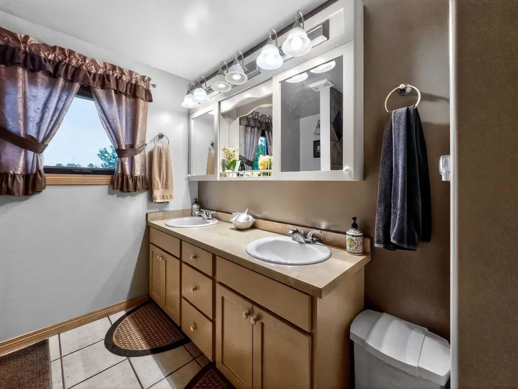 17035 Township Road 1092 High Level AB T0H1N0
