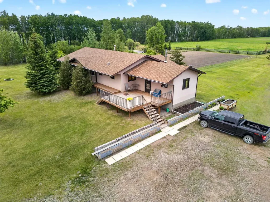 17035 Township Road 1092 High Level AB T0H1N0