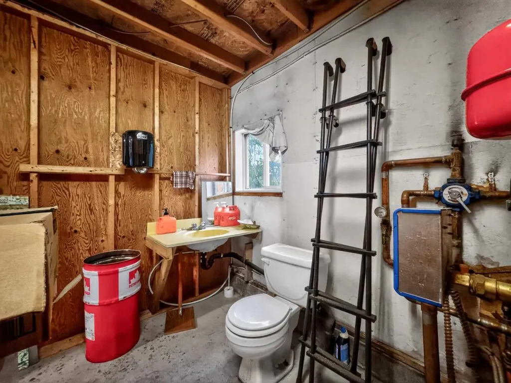 17035 Township Road 1092 High Level AB T0H1N0