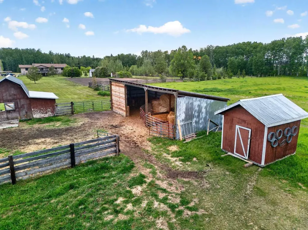 17035 Township Road 1092 High Level AB T0H1N0