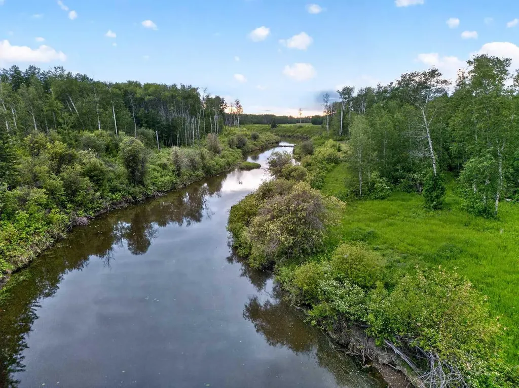 17035 Township Road 1092 High Level AB T0H1N0