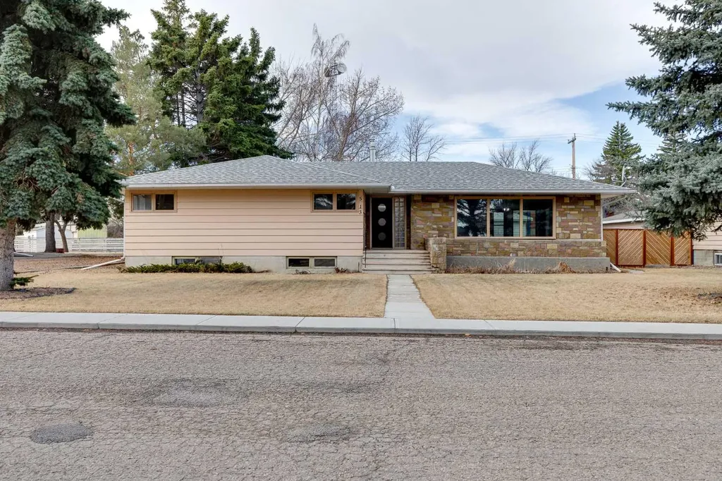 513 Memorial Avenue Vulcan AB T0L 2B0