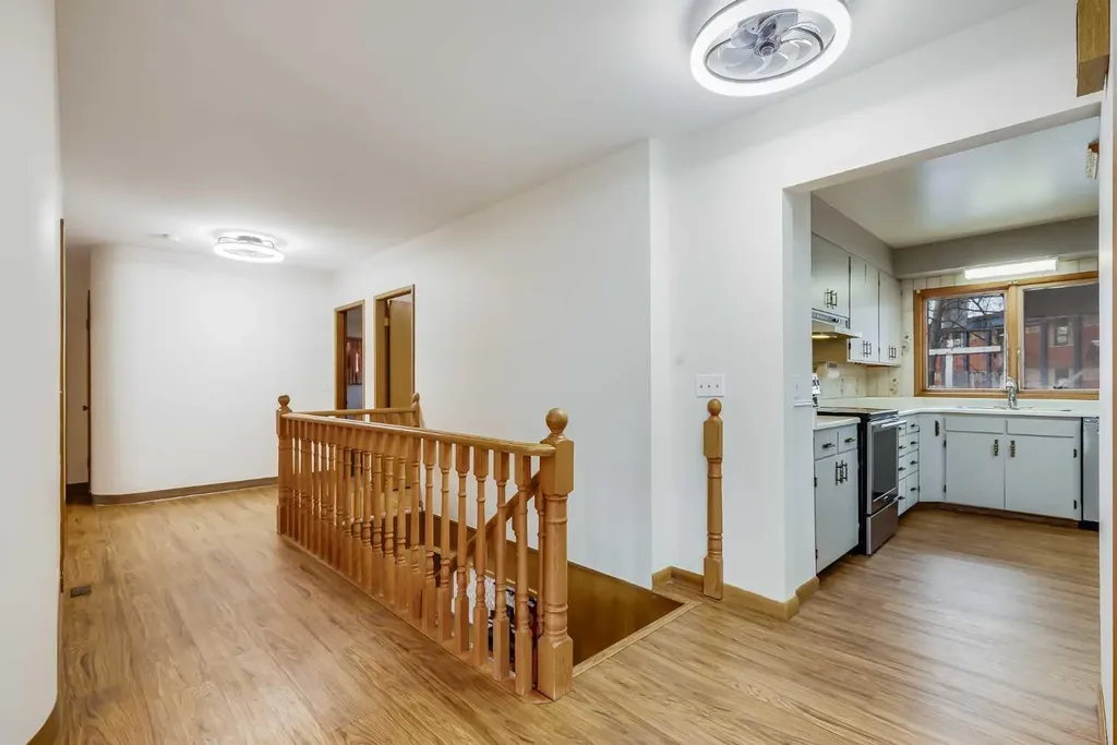 513 Memorial Avenue Vulcan AB T0L 2B0