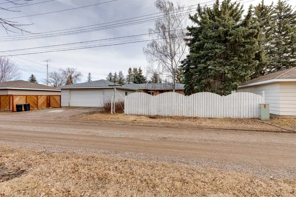 513 Memorial Avenue Vulcan AB T0L 2B0