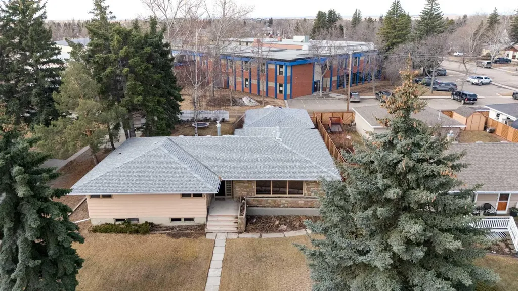 513 Memorial Avenue Vulcan AB T0L 2B0