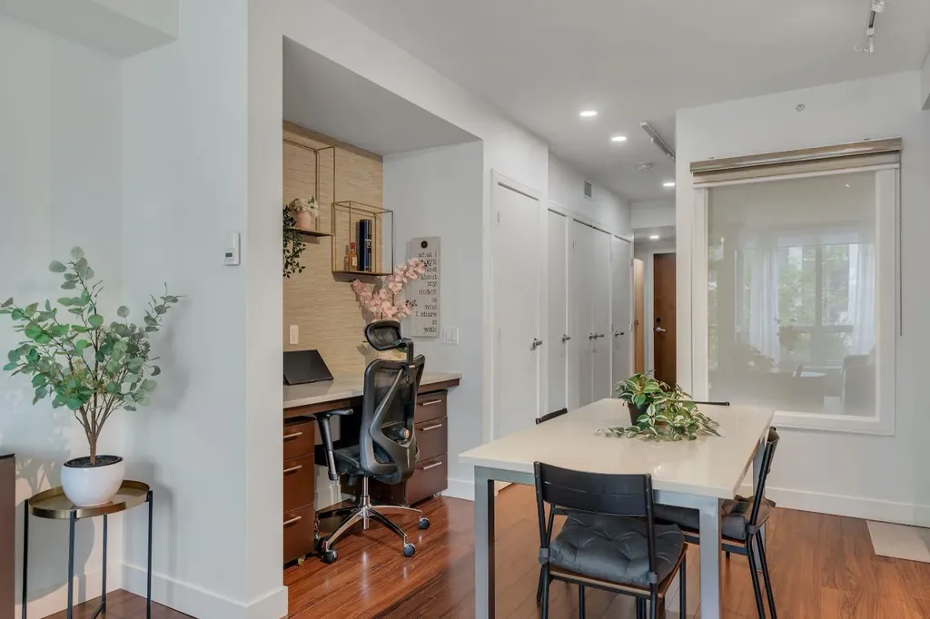 222 Riverfront Avenue SW Calgary AB T2P 0X2