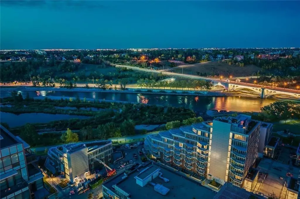 222 Riverfront Avenue SW Calgary AB T2P 0X2