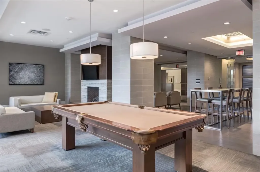 222 Riverfront Avenue SW Calgary AB T2P 0X2