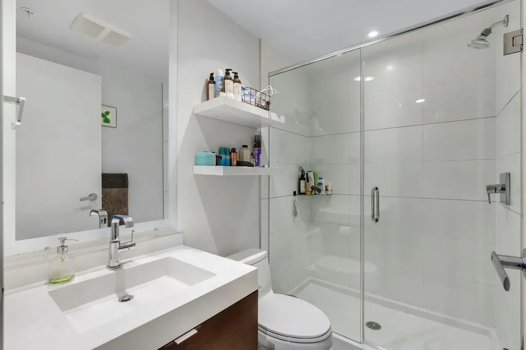 222 Riverfront Avenue SW Calgary AB T2P 0X2