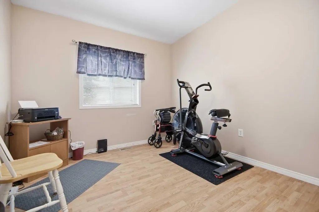 4919 Doncaster Avenue Red Deer AB T4R 2Z8