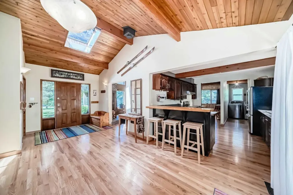 51 Manyhorses Drive Rural Rocky View County AB T3Z 1A2