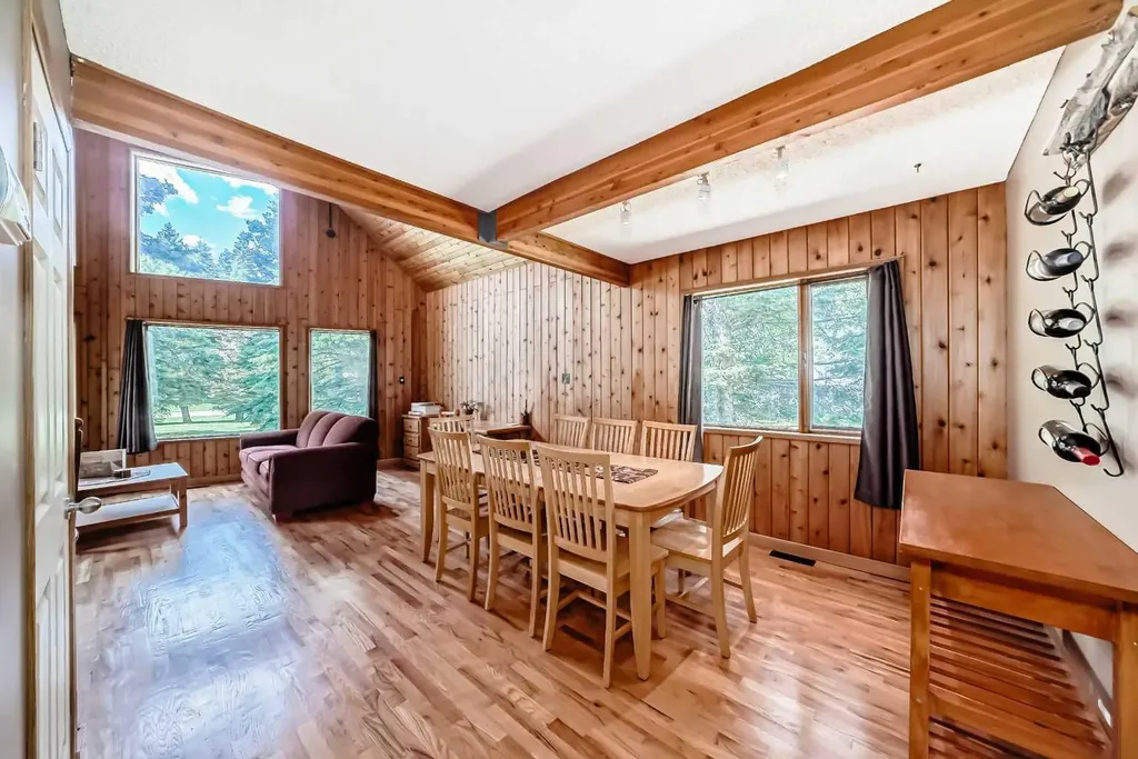 51 Manyhorses Drive Rural Rocky View County AB T3Z 1A2