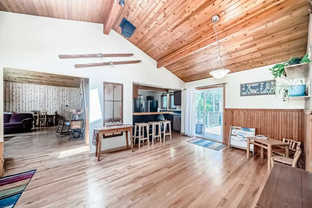 51 Manyhorses Drive Rural Rocky View County AB T3Z 1A2