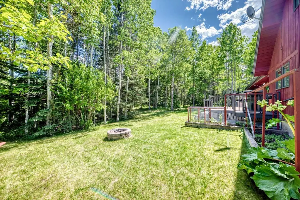 51 Manyhorses Drive Rural Rocky View County AB T3Z 1A2