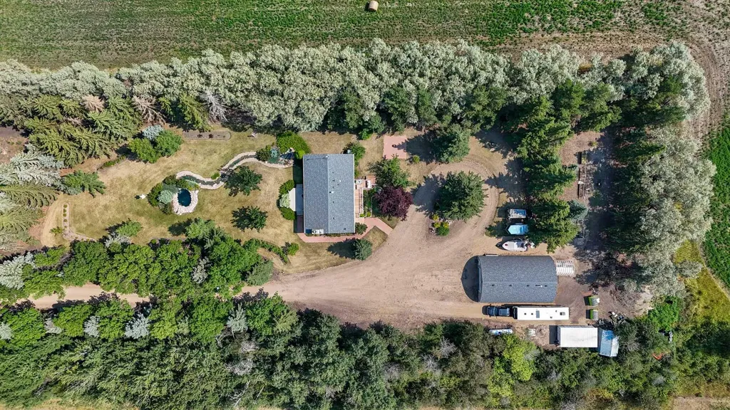 322540 48 Twp-road Rural SK S0M 1M0