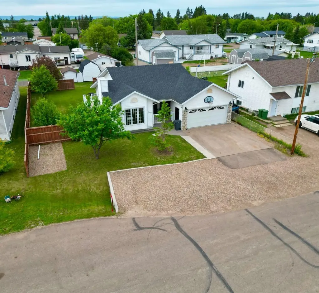 10209 103 Avenue La Crete AB T0H2H0