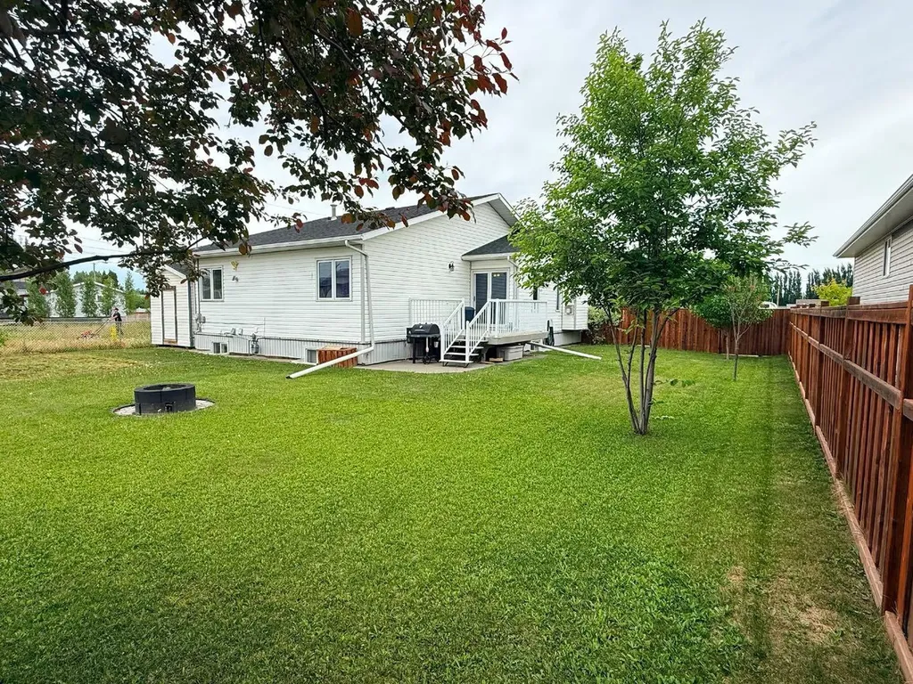 10209 103 Avenue La Crete AB T0H2H0