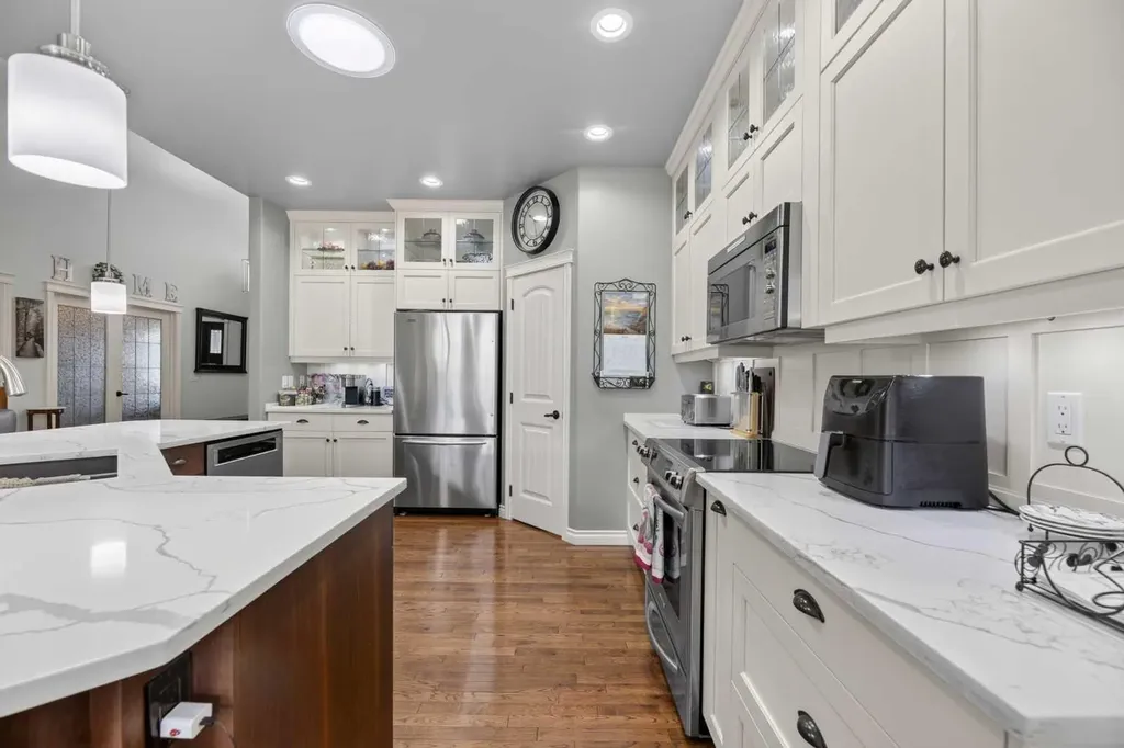 5946 Park Meadows Crescent Olds AB T4H 1Y2