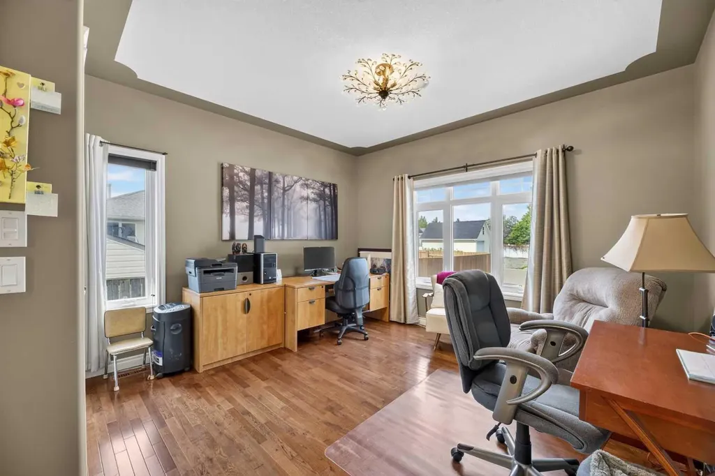 5946 Park Meadows Crescent Olds AB T4H 1Y2