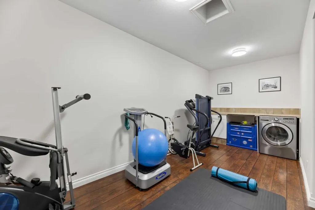 5946 Park Meadows Crescent Olds AB T4H 1Y2