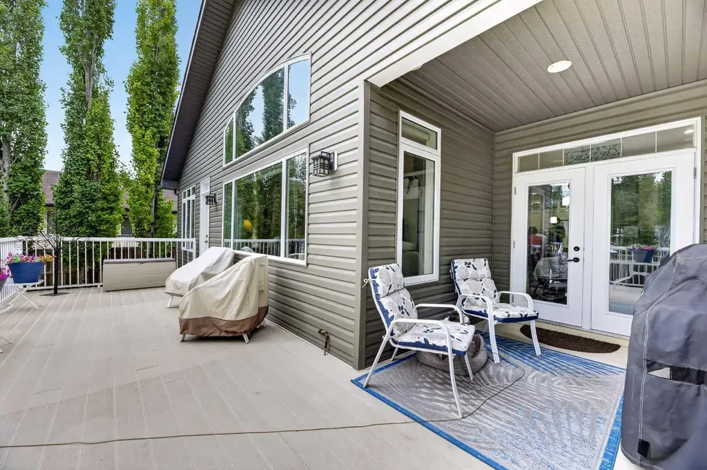 5946 Park Meadows Crescent Olds AB T4H 1Y2