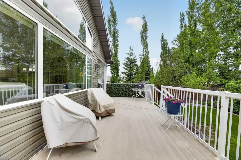 5946 Park Meadows Crescent Olds AB T4H 1Y2