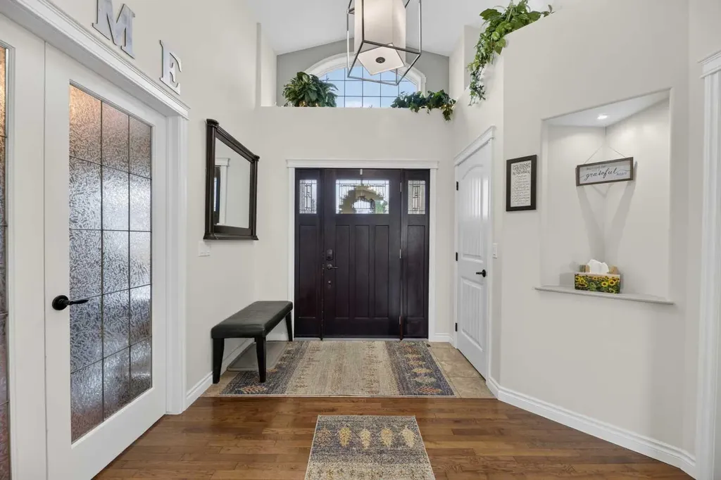 5946 Park Meadows Crescent Olds AB T4H 1Y2