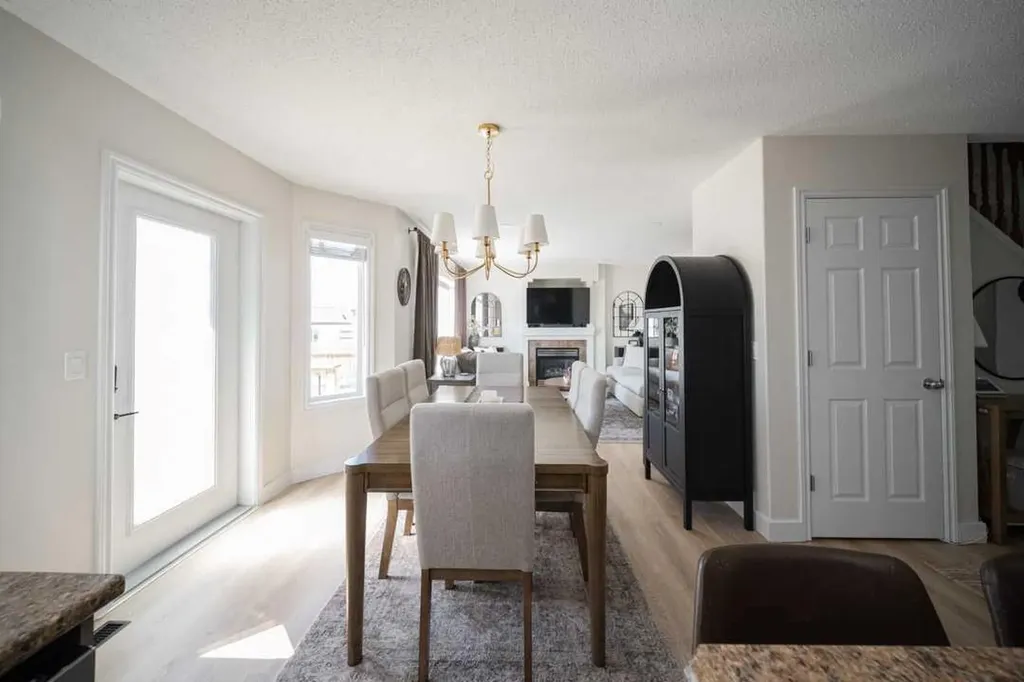 124 Woodpecker Way Fort Mcmurray AB T9K0L4