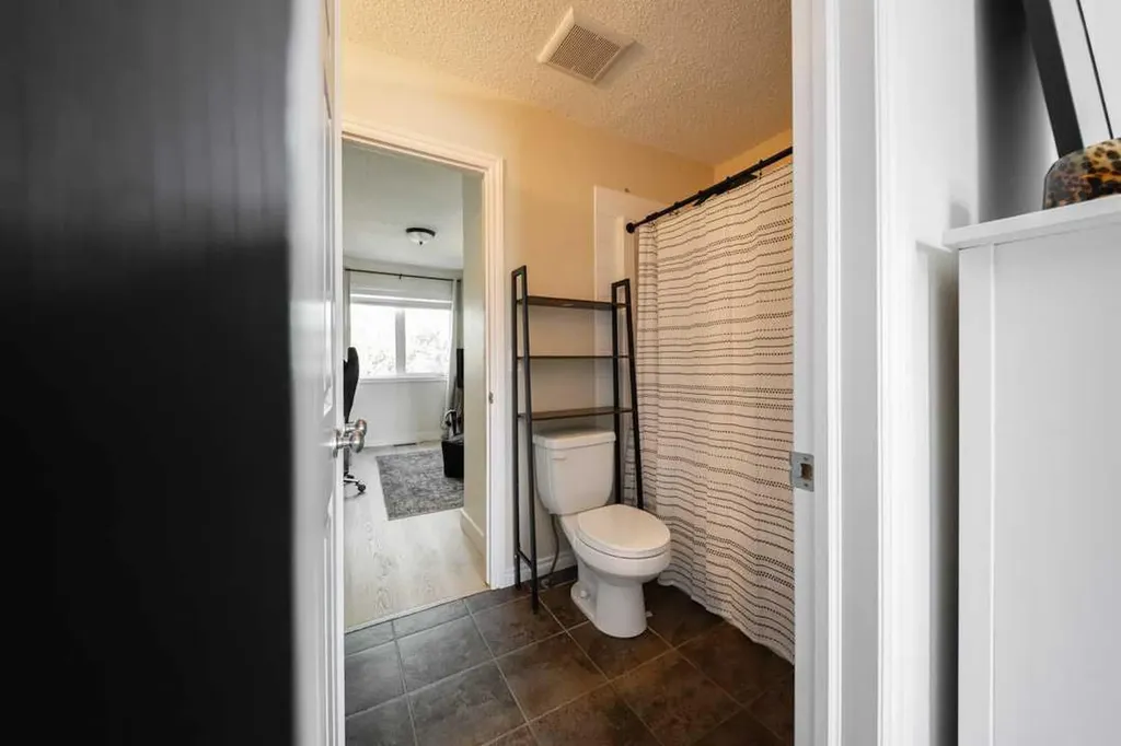 124 Woodpecker Way Fort Mcmurray AB T9K0L4
