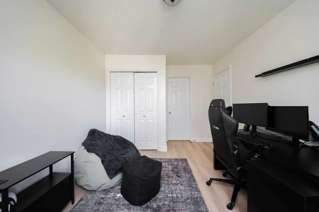 124 Woodpecker Way Fort Mcmurray AB T9K0L4