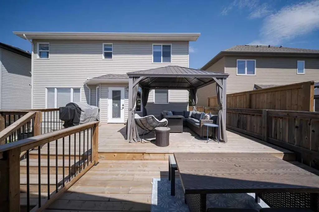 124 Woodpecker Way Fort Mcmurray AB T9K0L4
