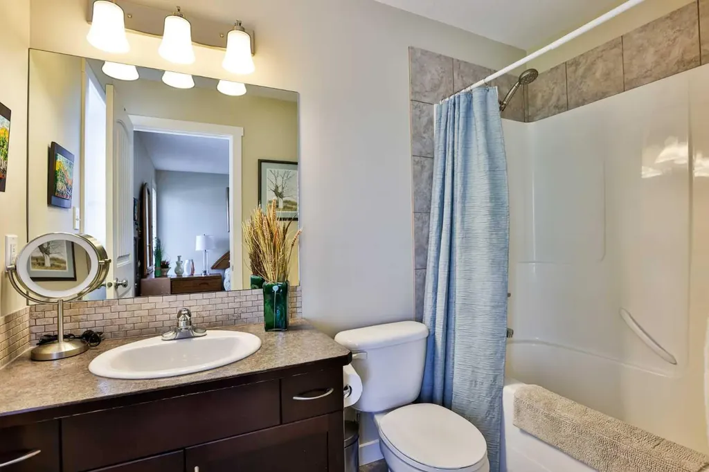 111 Firelight Way W Lethbridge AB T1K 4B2