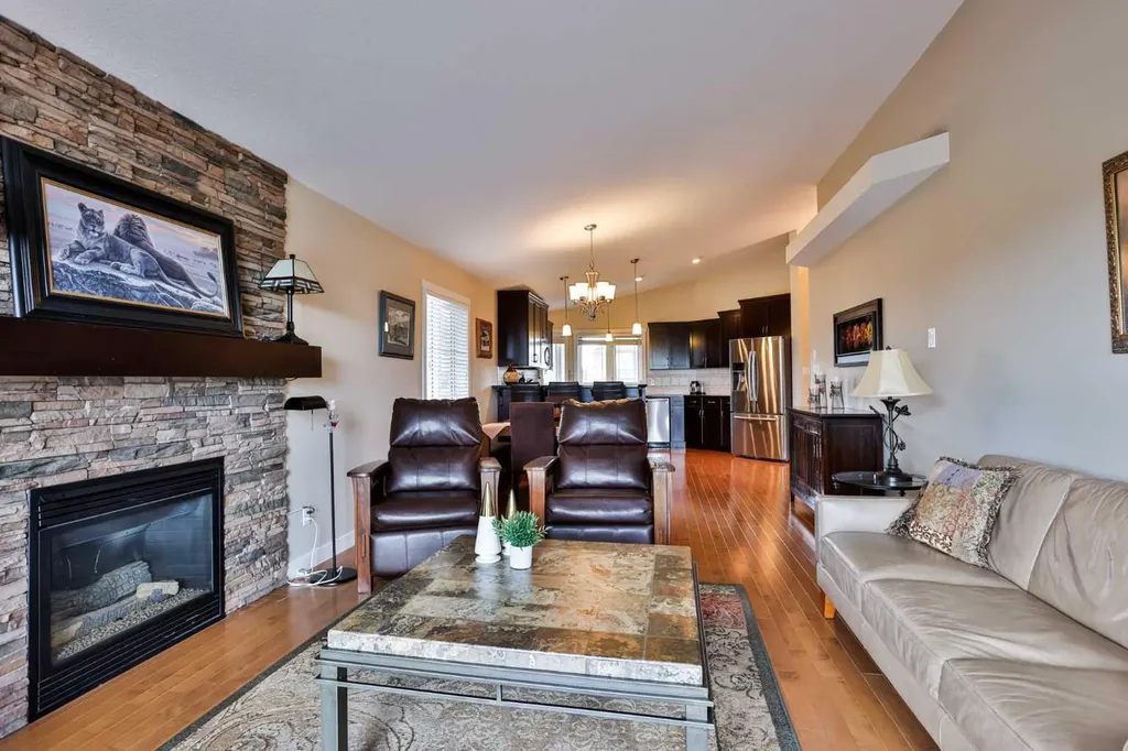 111 Firelight Way W Lethbridge AB T1K 4B2