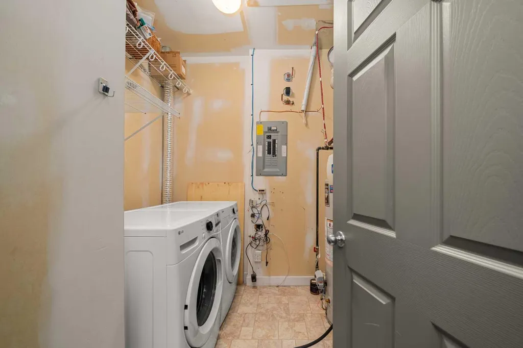 8000 Wentworth Drive SW Calgary AB T3H 5K8