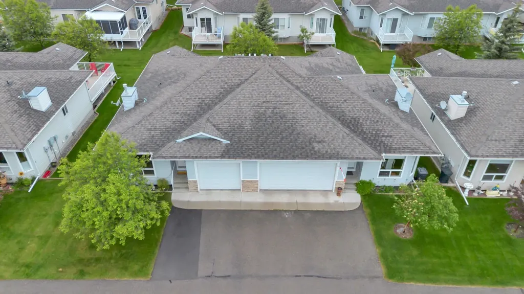 137 Ridgestone Lane Diamond Valley AB t0l0h0