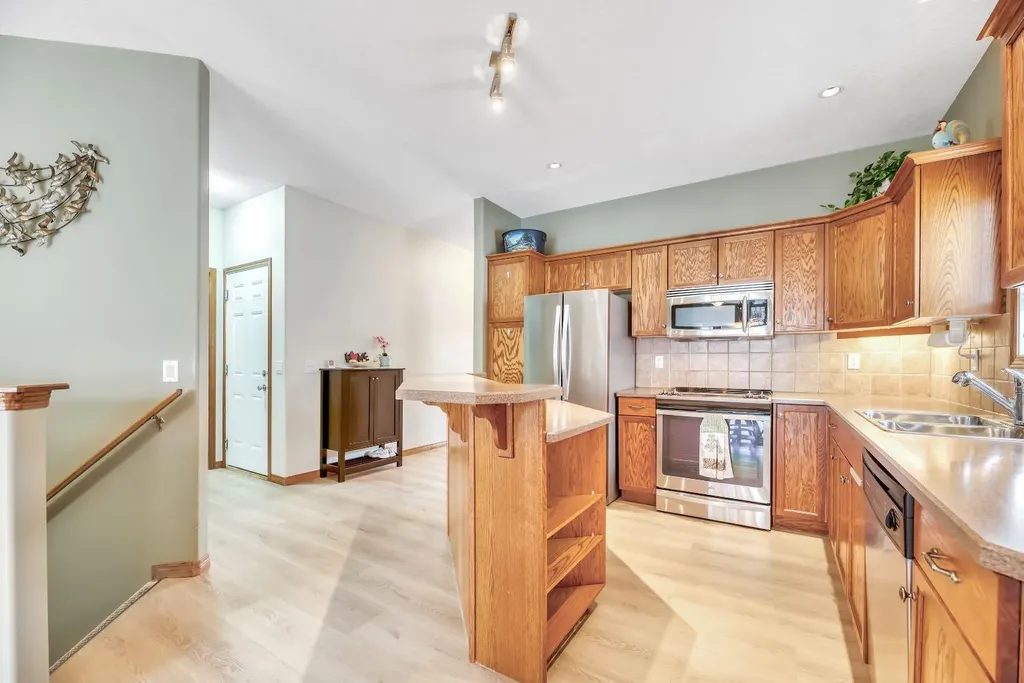 137 Ridgestone Lane Diamond Valley AB t0l0h0