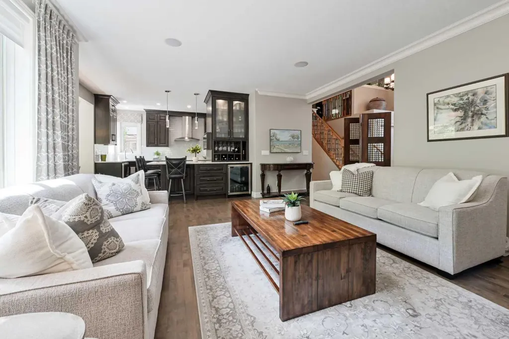 136 Strathlea Place SW Calgary AB T3H 4T6