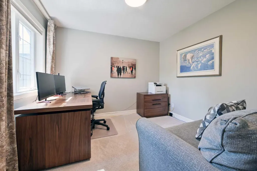 136 Strathlea Place SW Calgary AB T3H 4T6