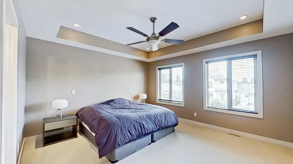 249 18 Avenue NE Calgary AB T2E1N3