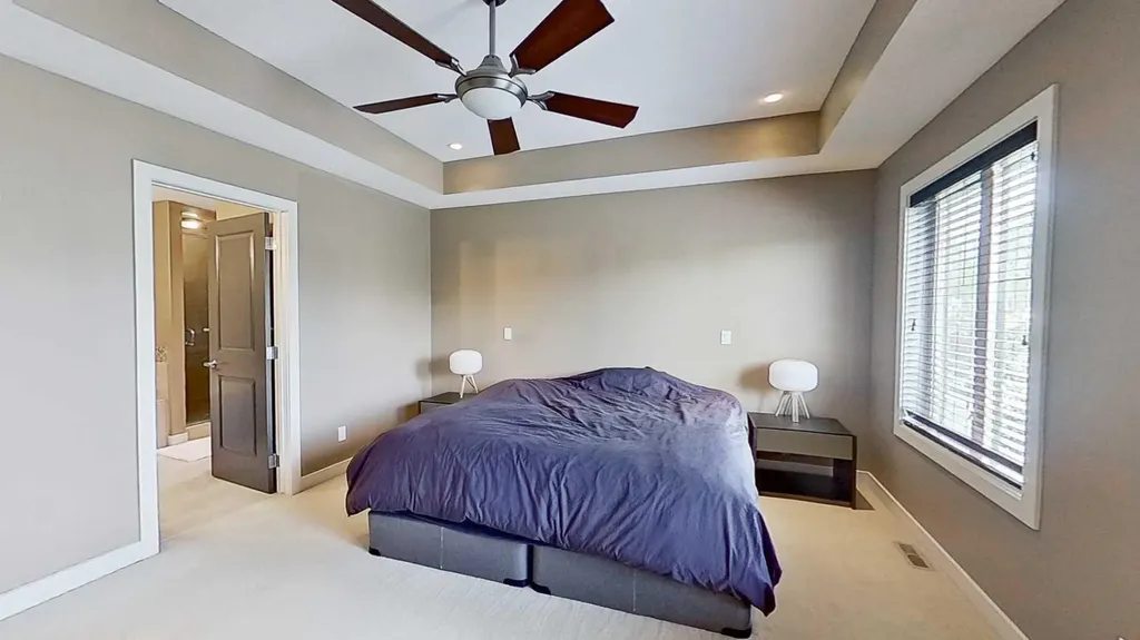 249 18 Avenue NE Calgary AB T2E1N3