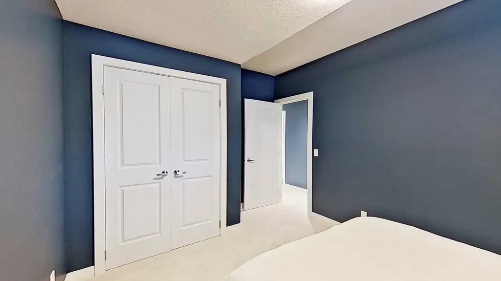 249 18 Avenue NE Calgary AB T2E1N3