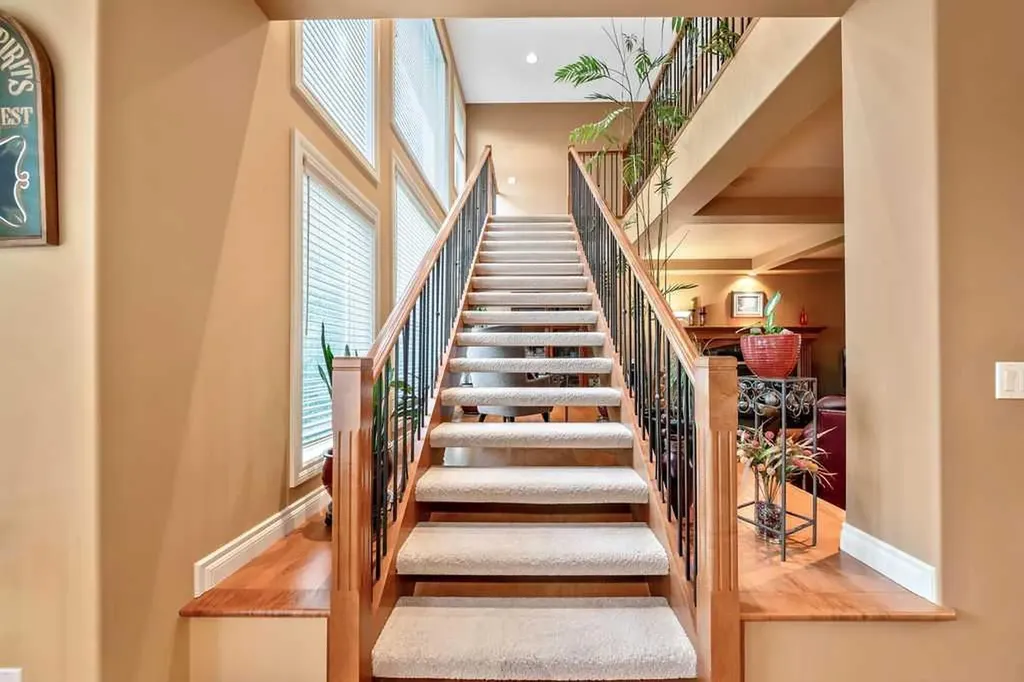 174 Arbour Vista Close NW Calgary AB T3G5P4