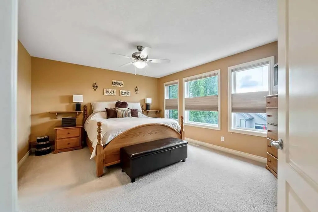 174 Arbour Vista Close NW Calgary AB T3G5P4